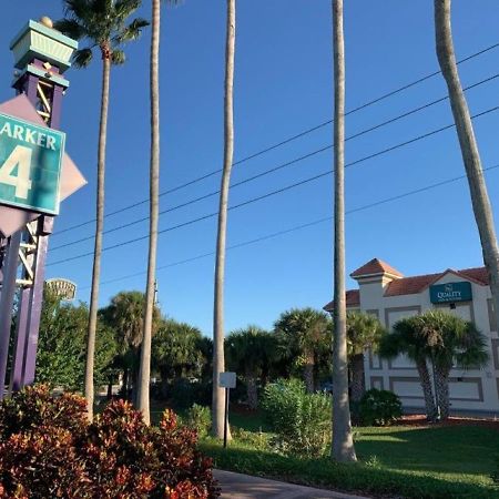 Quality Inn & Suites Kissimmee By The Lake Four Corners エクステリア 写真