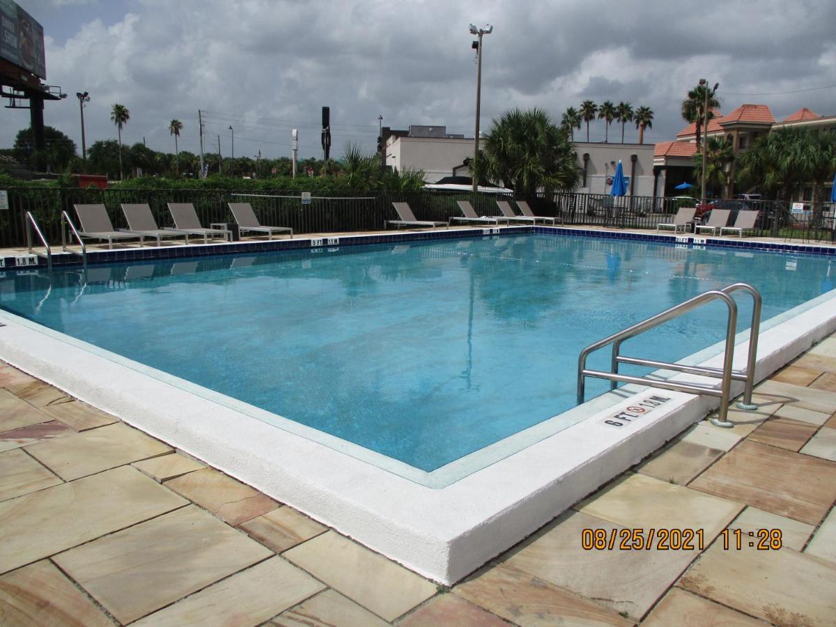 Quality Inn & Suites Kissimmee By The Lake Four Corners エクステリア 写真