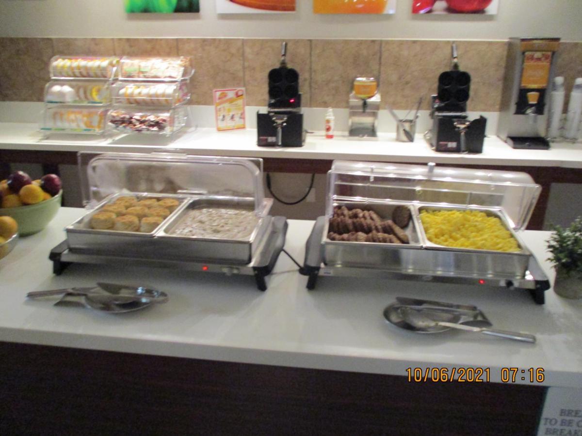 Quality Inn & Suites Kissimmee By The Lake Four Corners エクステリア 写真