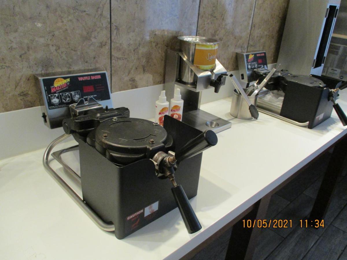 Quality Inn & Suites Kissimmee By The Lake Four Corners エクステリア 写真