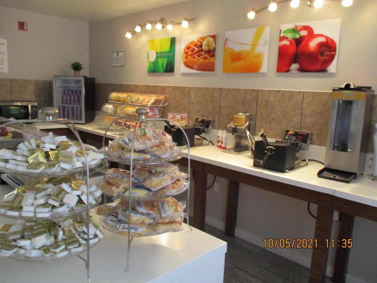 Quality Inn & Suites Kissimmee By The Lake Four Corners エクステリア 写真