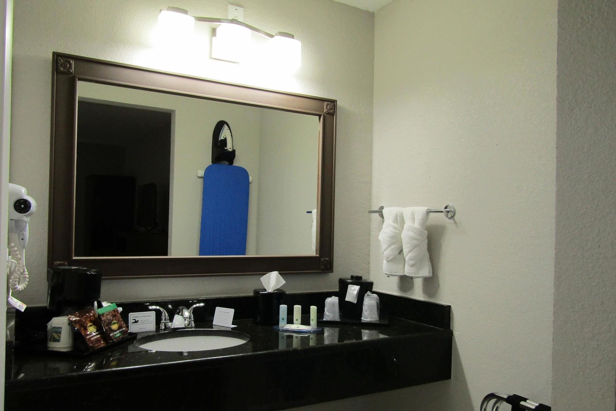 Quality Inn & Suites Kissimmee By The Lake Four Corners エクステリア 写真