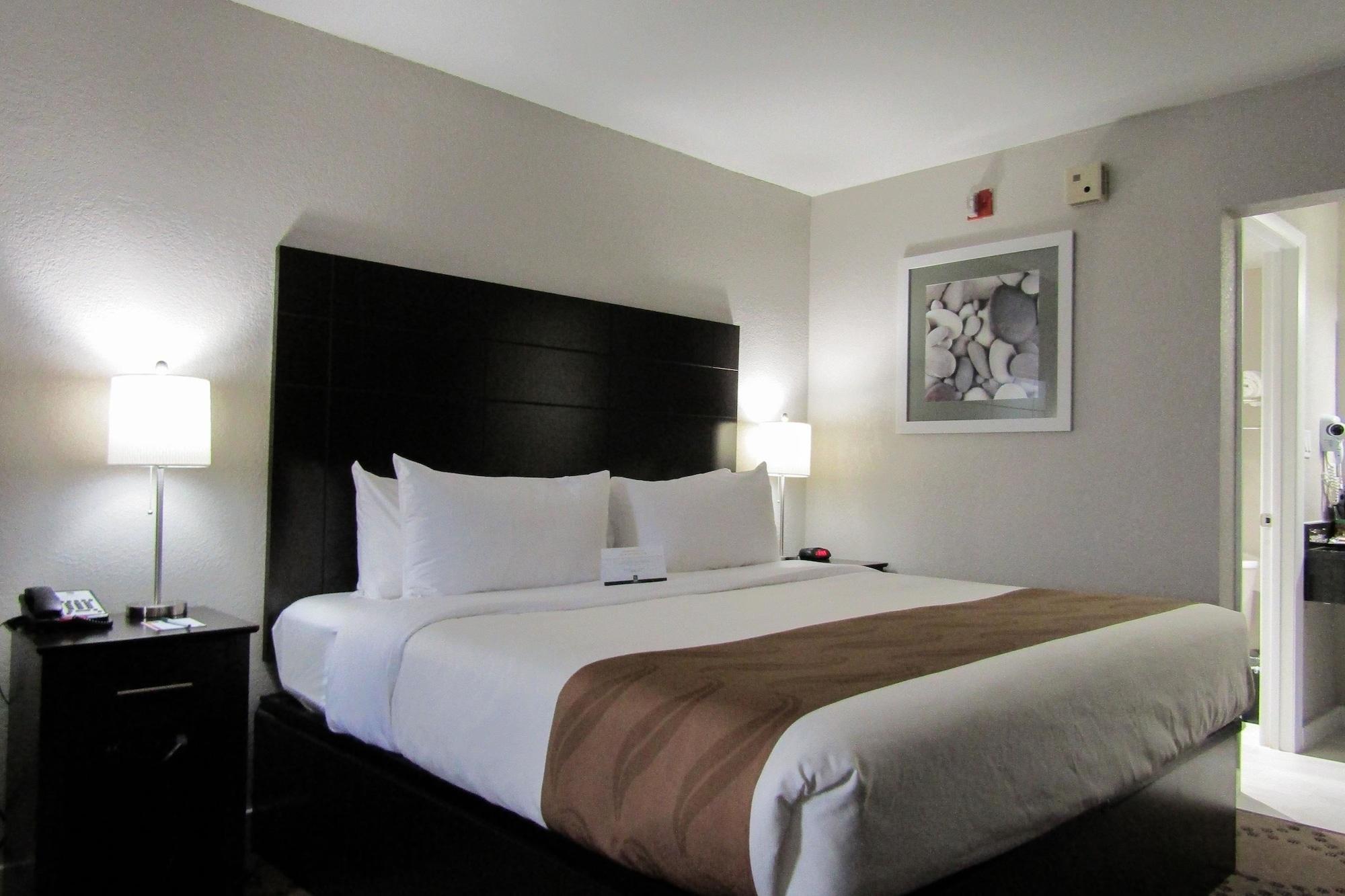 Quality Inn & Suites Kissimmee By The Lake Four Corners エクステリア 写真