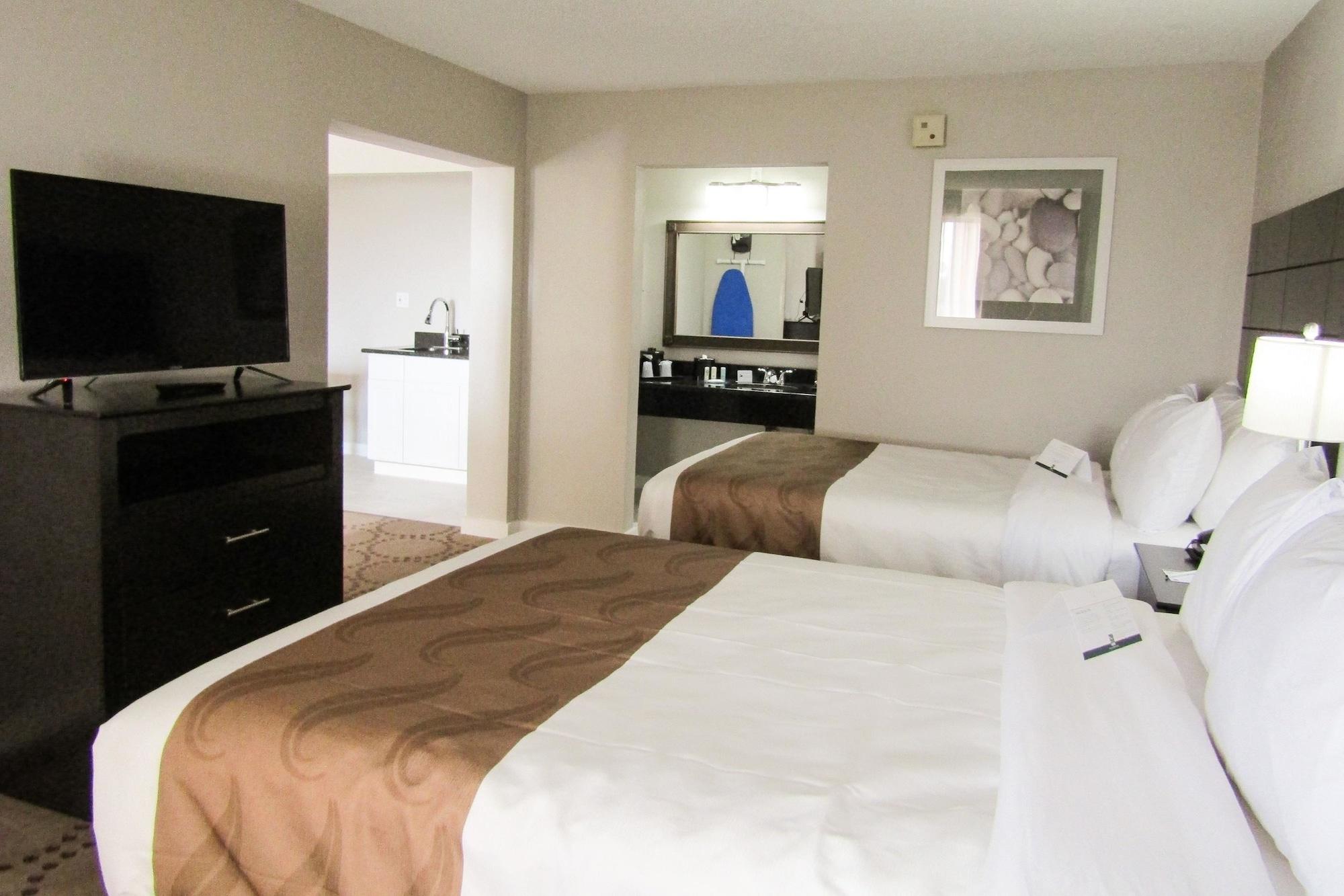 Quality Inn & Suites Kissimmee By The Lake Four Corners エクステリア 写真