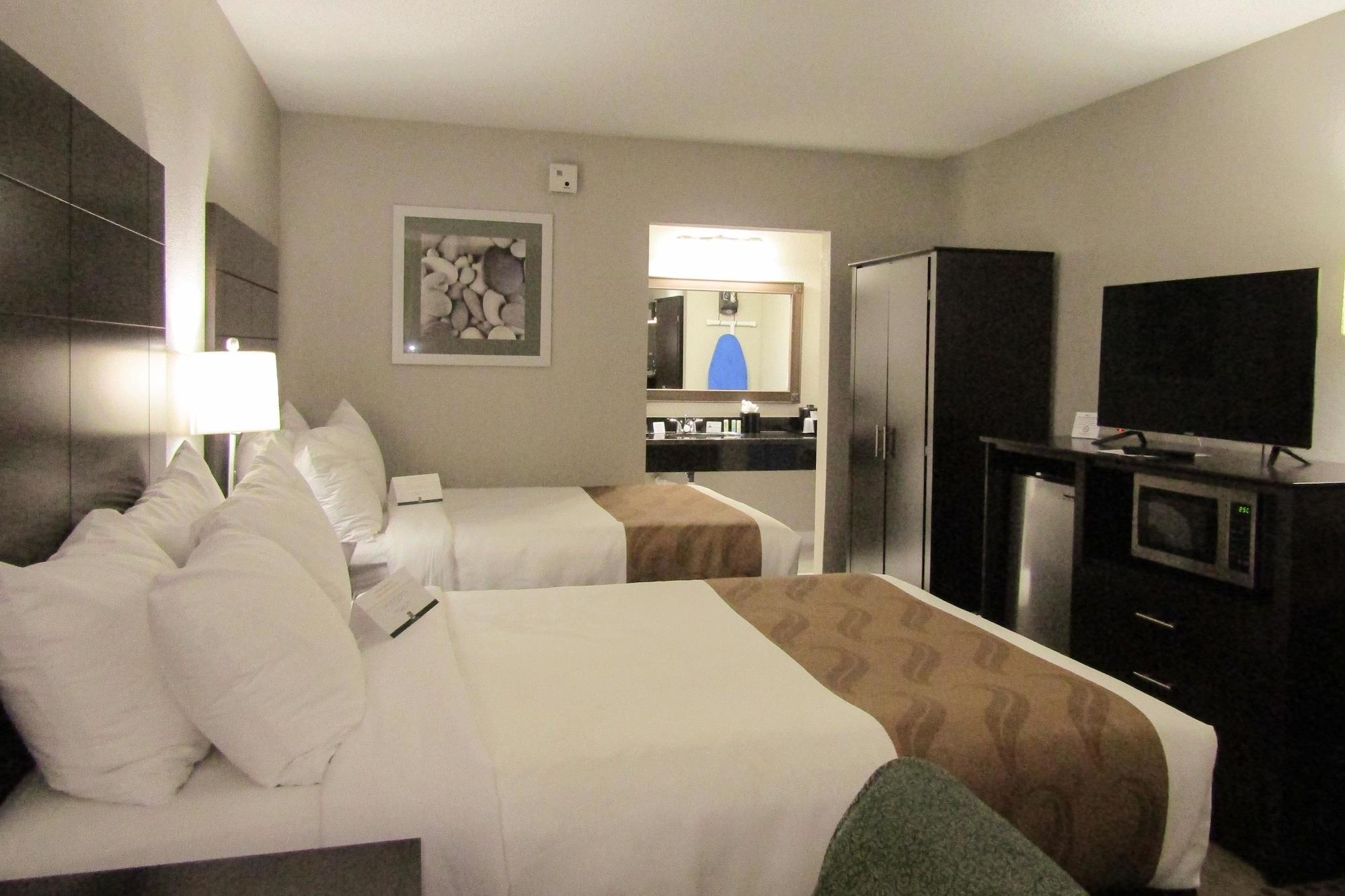 Quality Inn & Suites Kissimmee By The Lake Four Corners エクステリア 写真