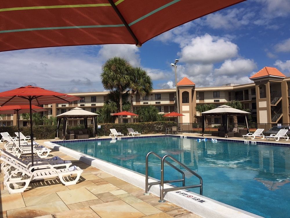 Quality Inn & Suites Kissimmee By The Lake Four Corners エクステリア 写真